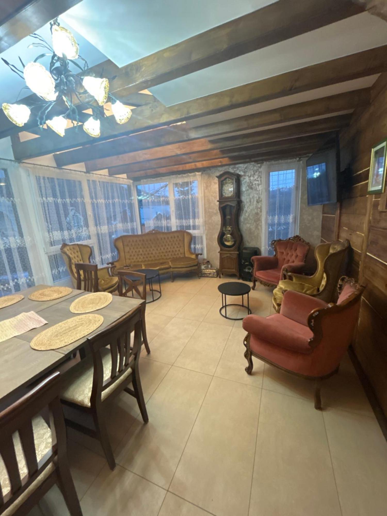 波耶尼莱伊泽 Casa Cu Magnolii酒店 外观 照片
